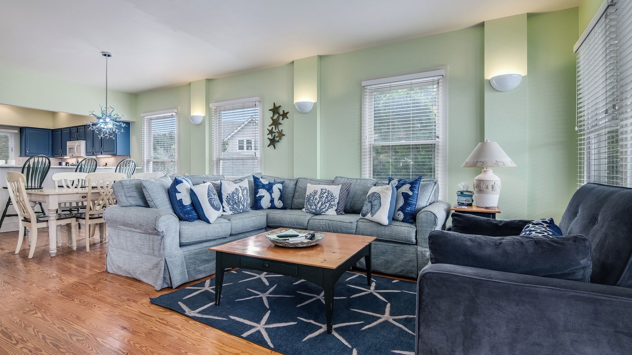 Photo of Livingroom in Flora's Bluff