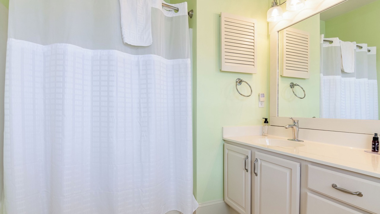 Photo of Bathroom in Flora's Bluff