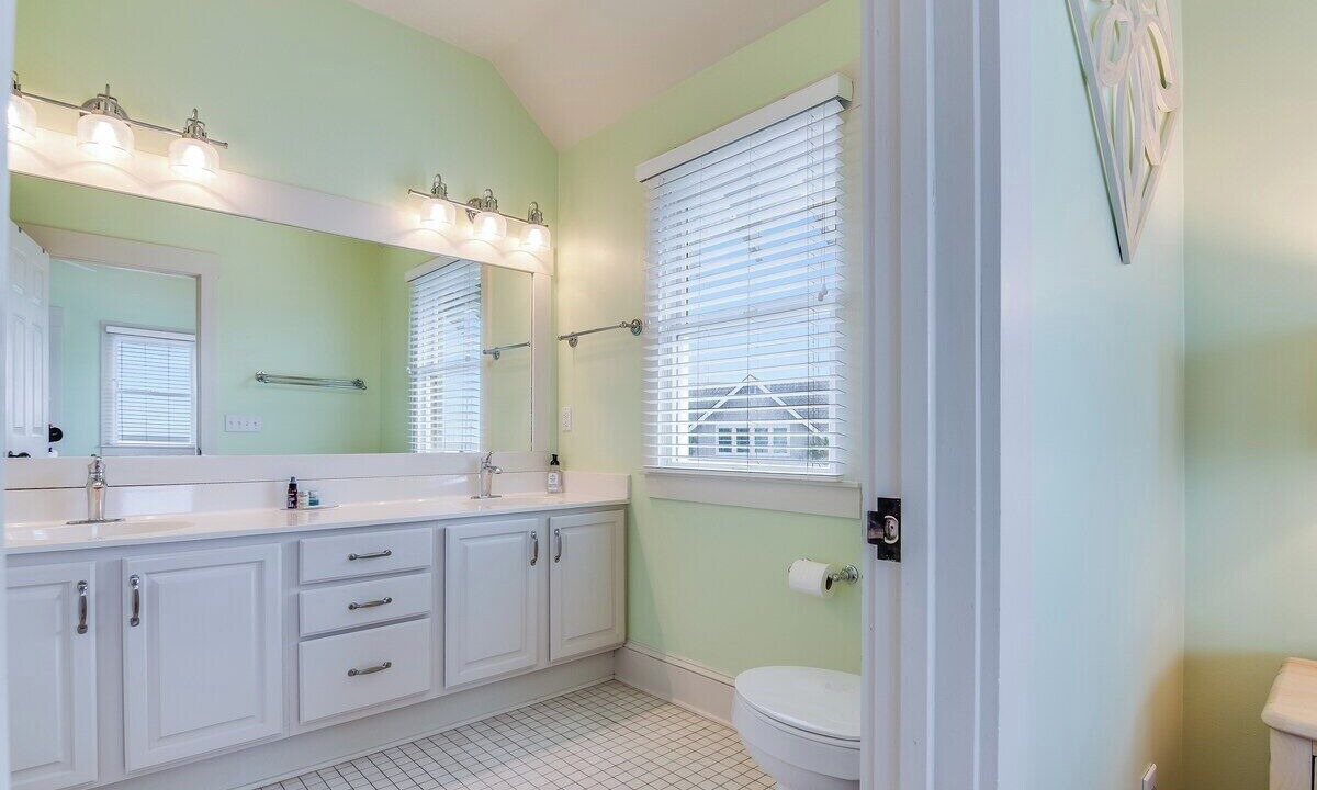 Photo of Bathroom in Flora's Bluff