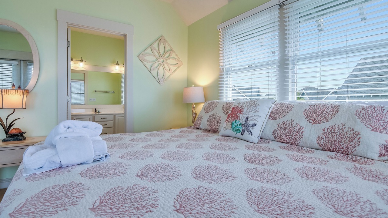 Photo of Bedroom in Flora's Bluff