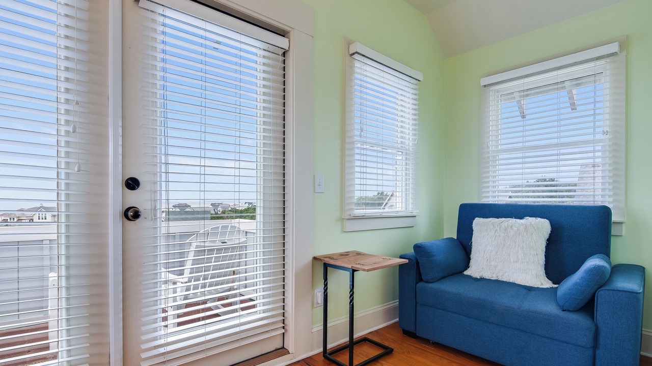 Photo of Livingroom in Flora's Bluff
