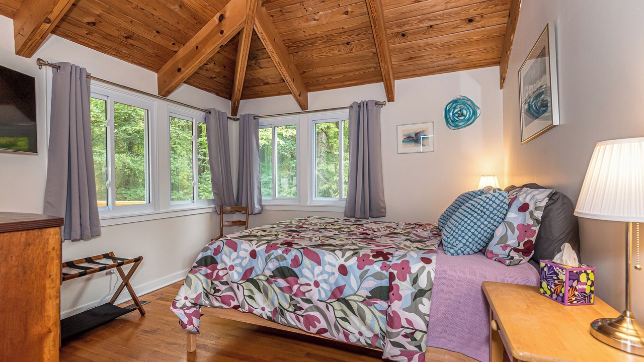 Photo of Bedroom in Creedmoor