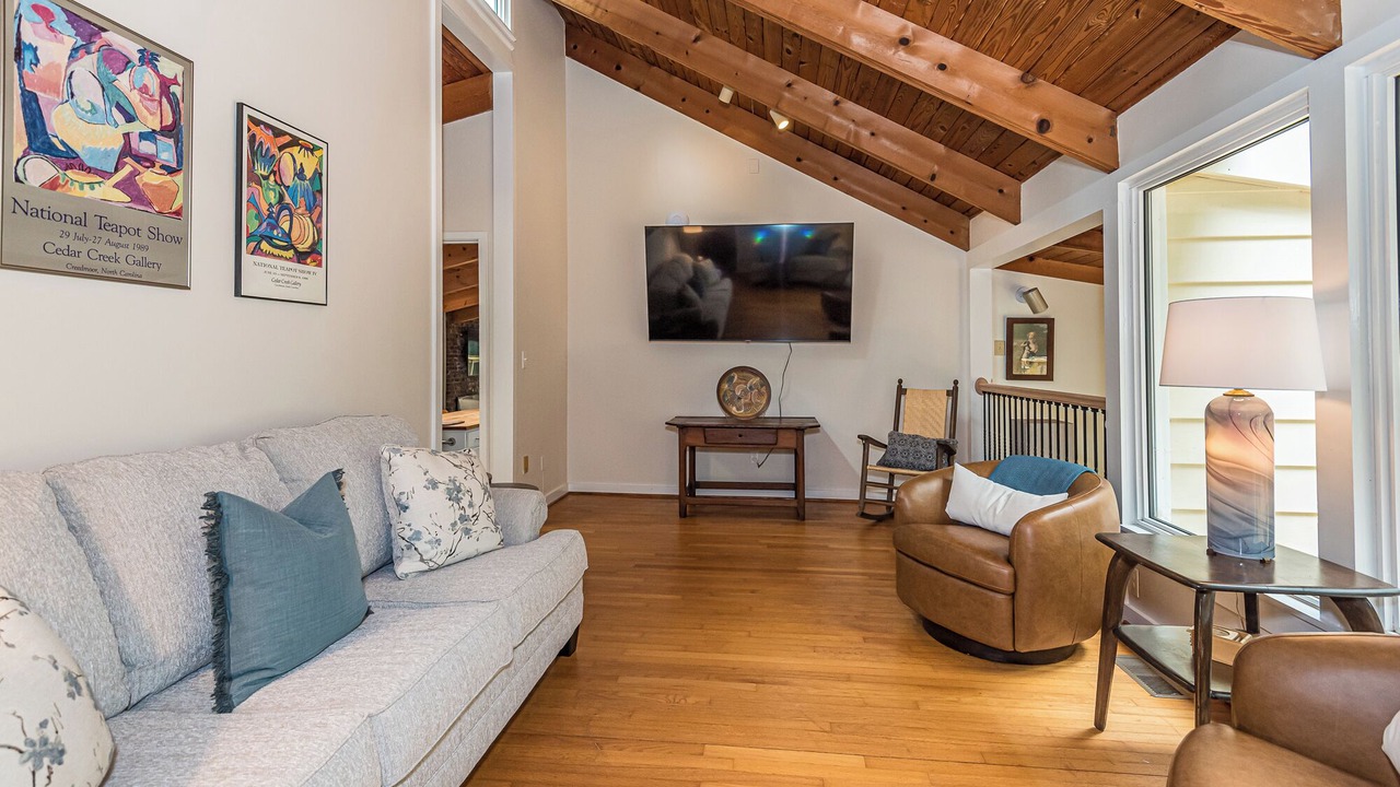 Photo of Livingroom in Creedmoor