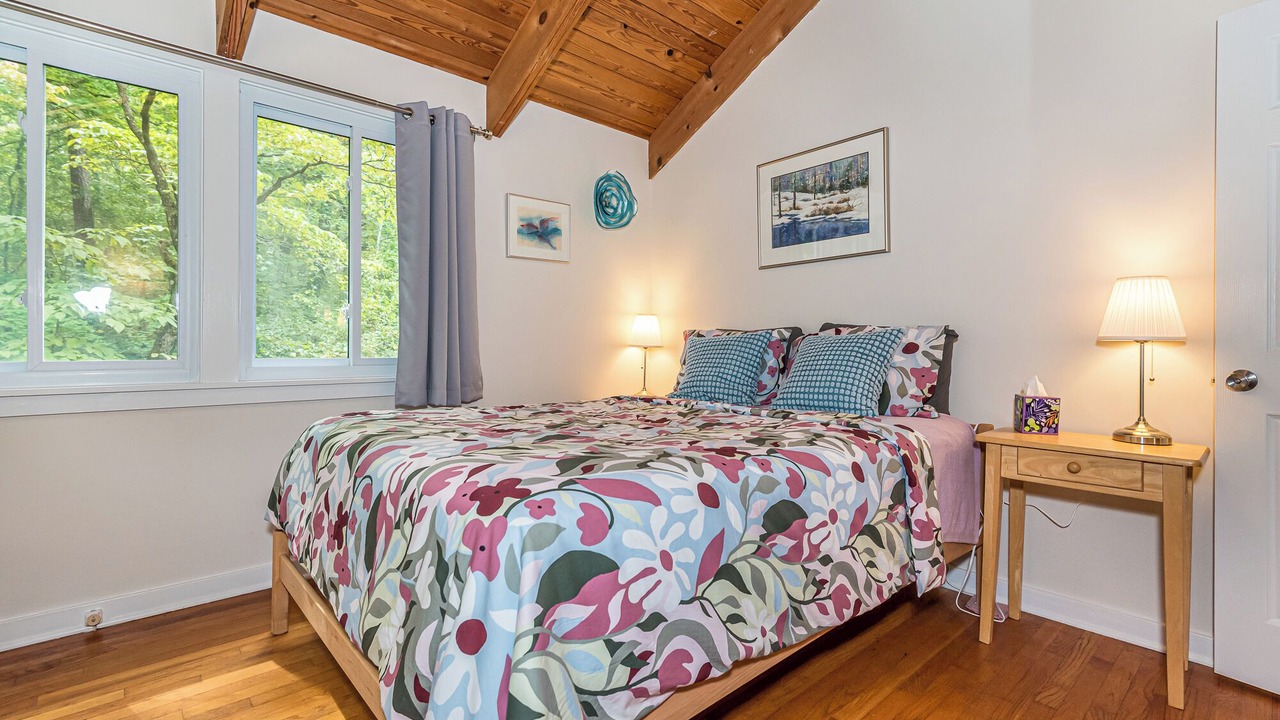 Photo of Bedroom in Creedmoor