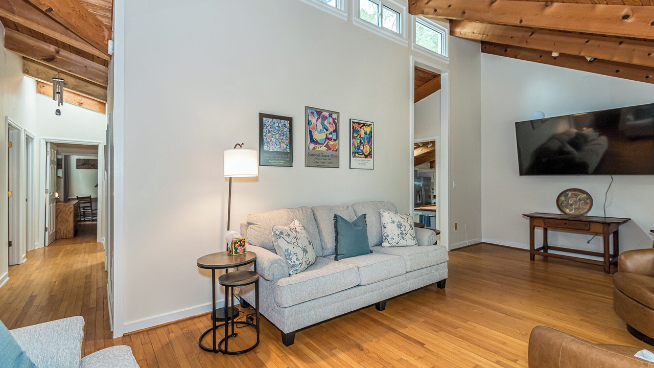Photo of Livingroom in Creedmoor