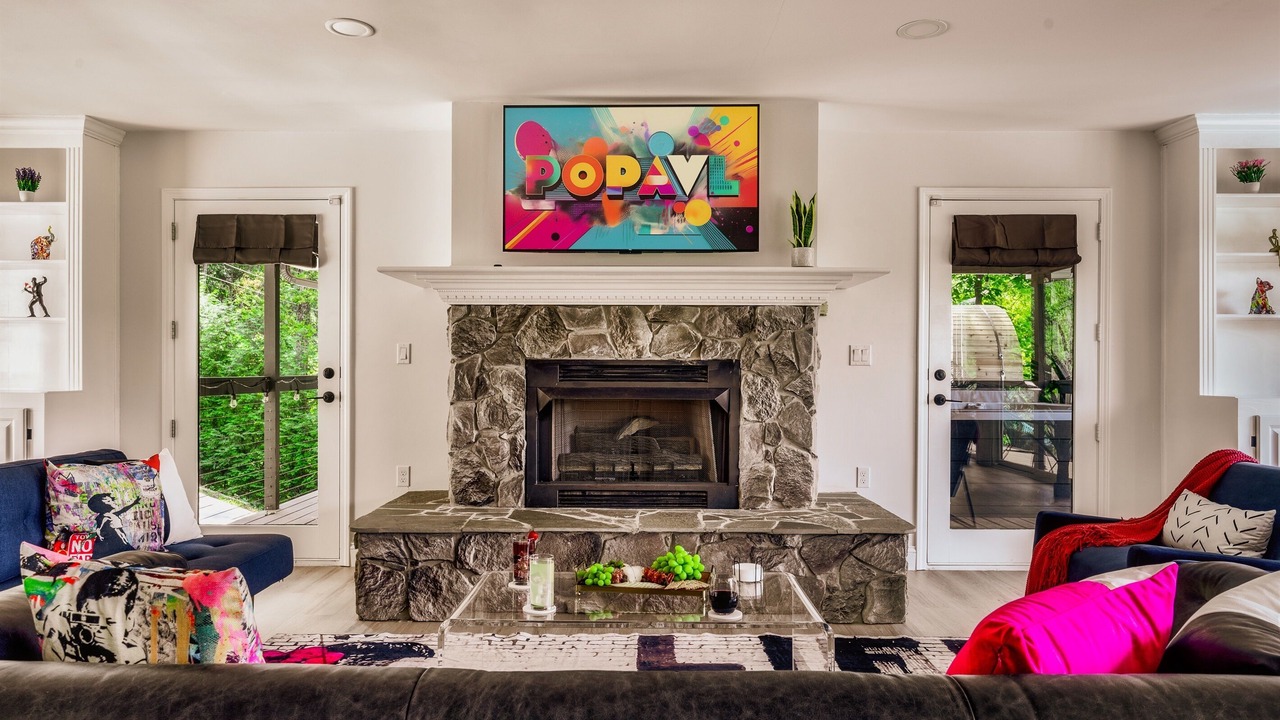 Photo of Livingroom in Fairview