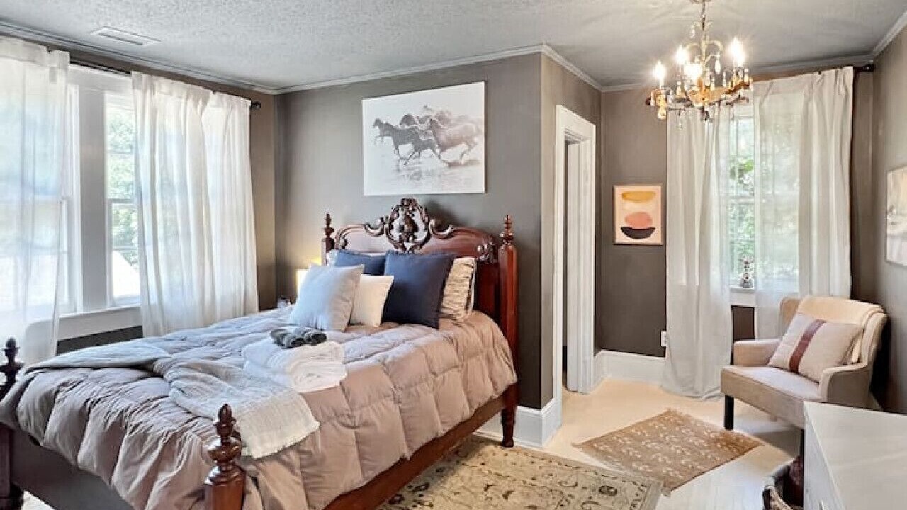 Photo of Bedroom in Wilkesboro