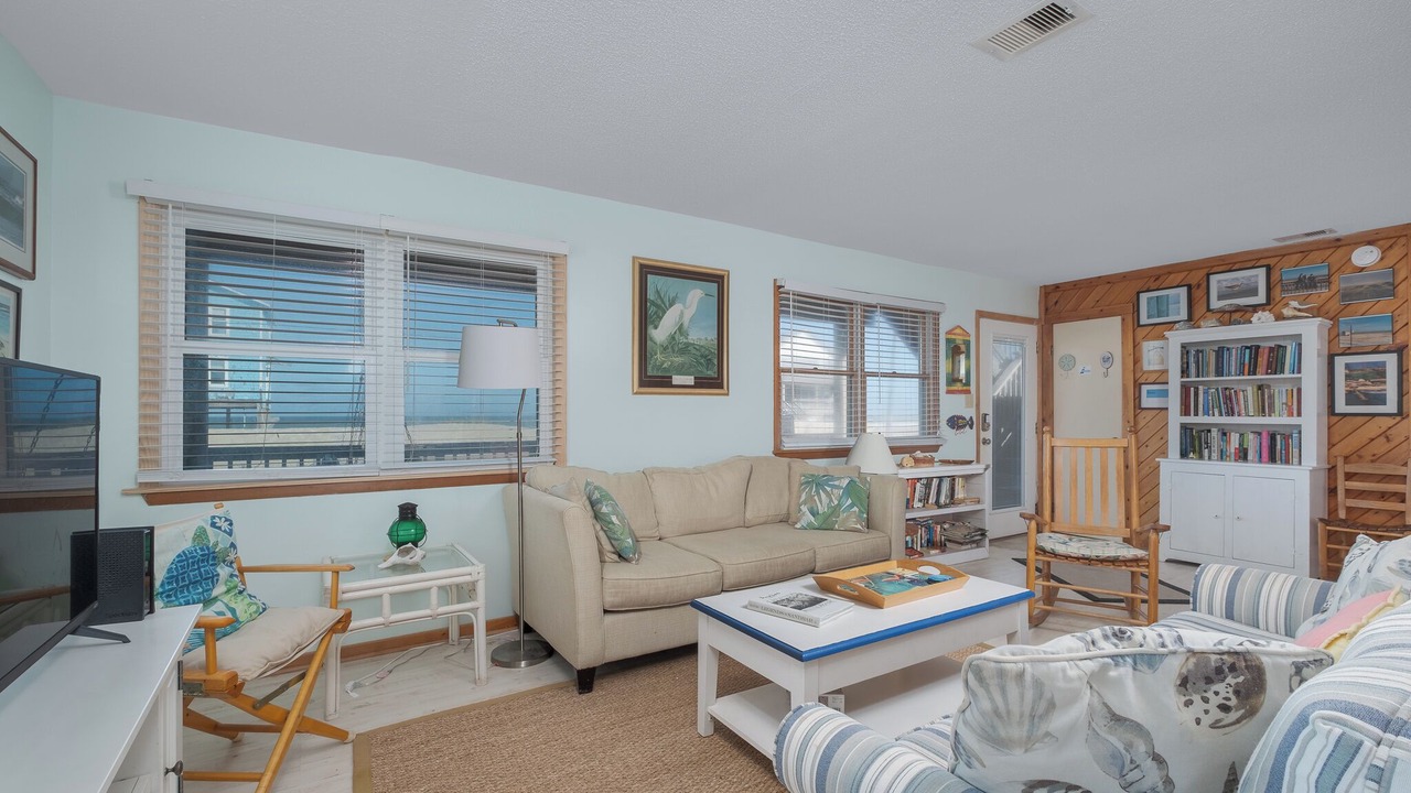 Photo of Livingroom in Rodanthe