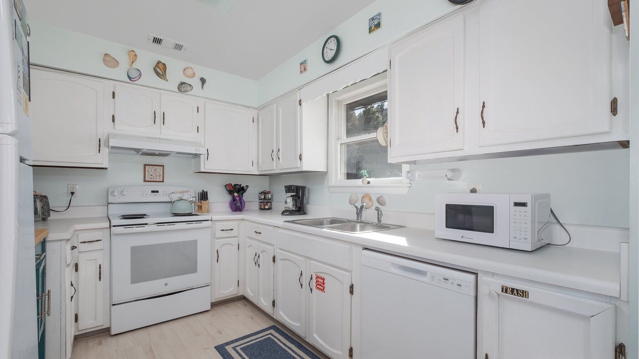 Photo of Kitchen in Rodanthe