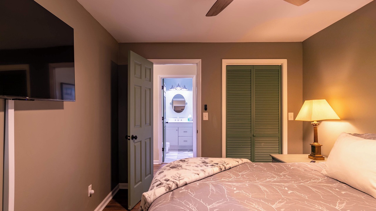 Photo of Bedroom in Spruce Pine