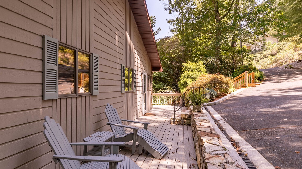 Photo of Patio Balcony in Spruce Pine