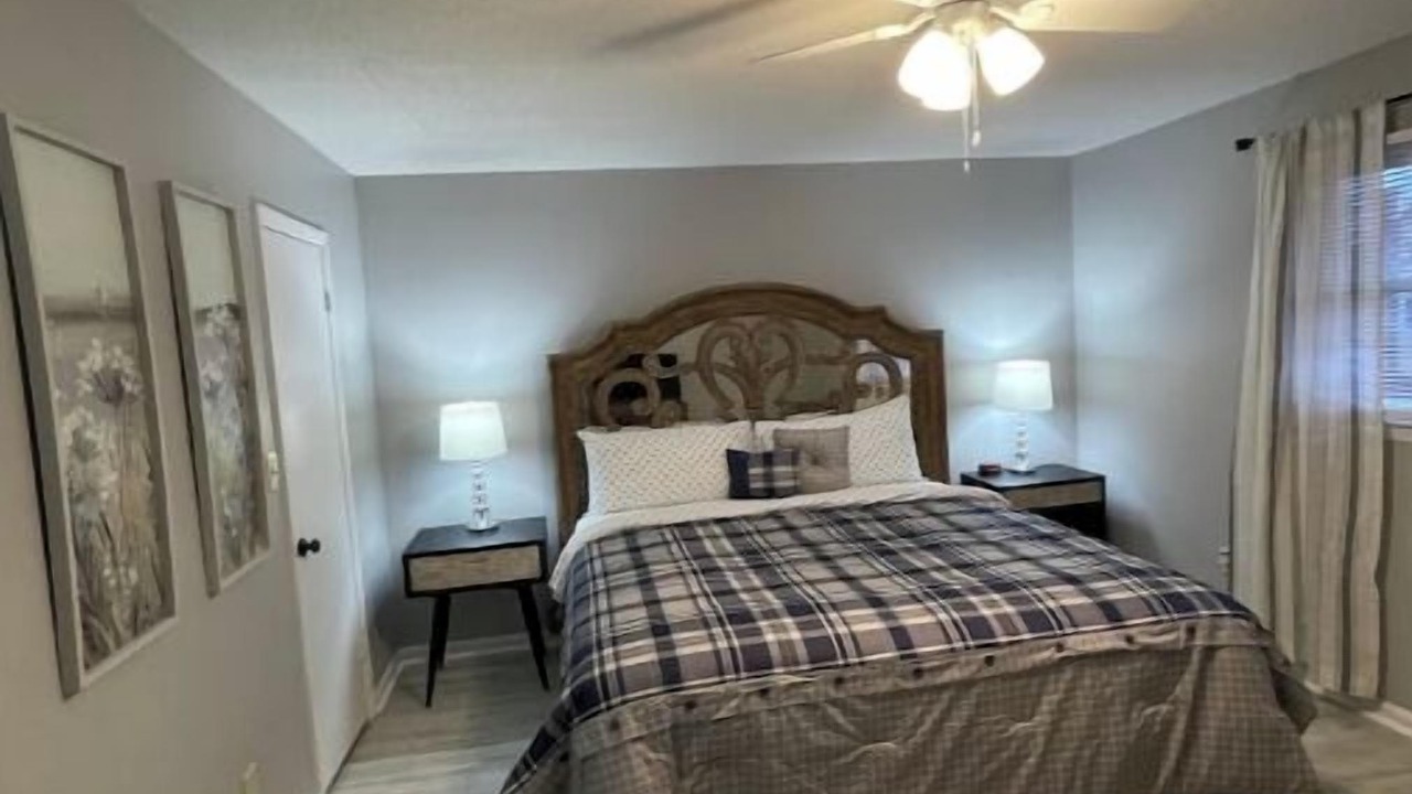 Photo of Bedroom in Lexington
