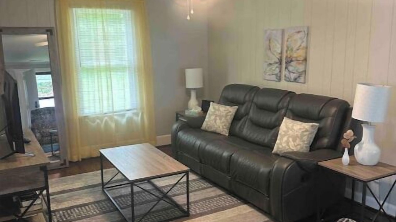 Photo of Livingroom in Thomasville