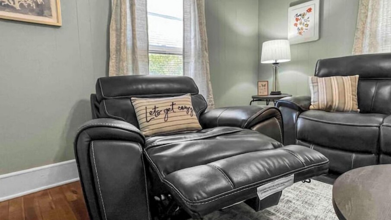 Photo of Livingroom in Lexington