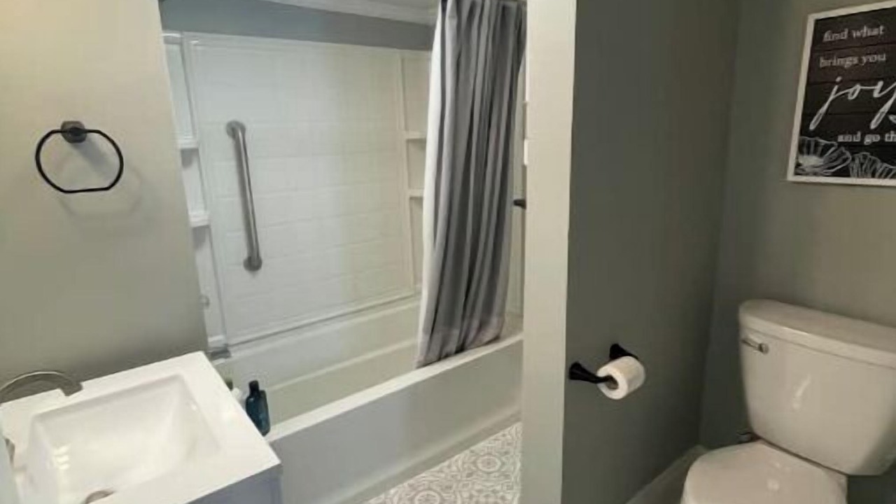 Photo of Bathroom in Lexington
