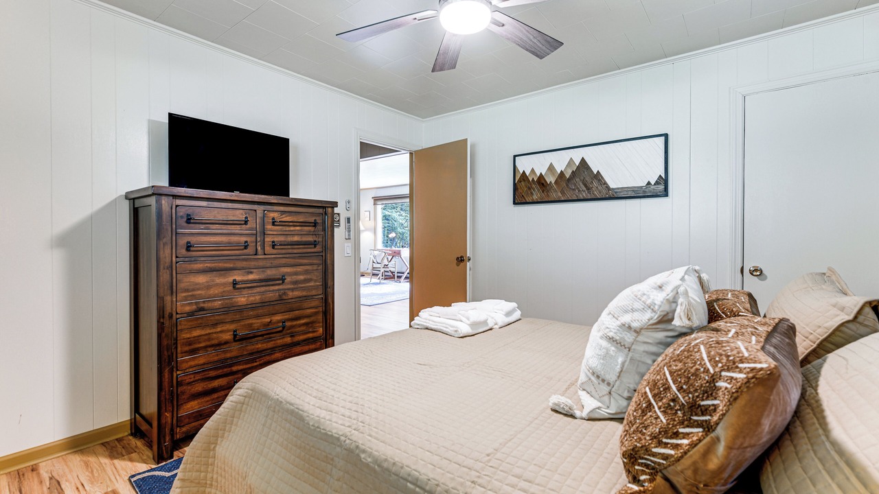 Photo of Bedroom in Maggie Valley