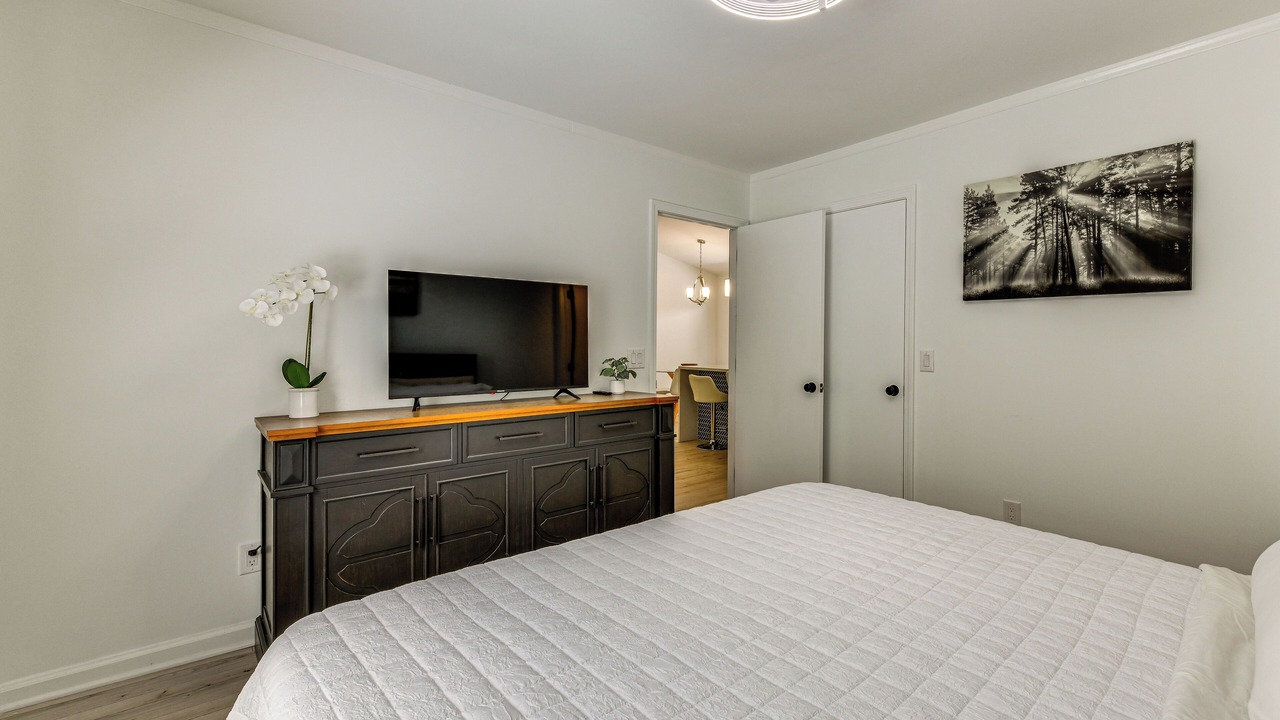Photo of Bedroom in Mooresville