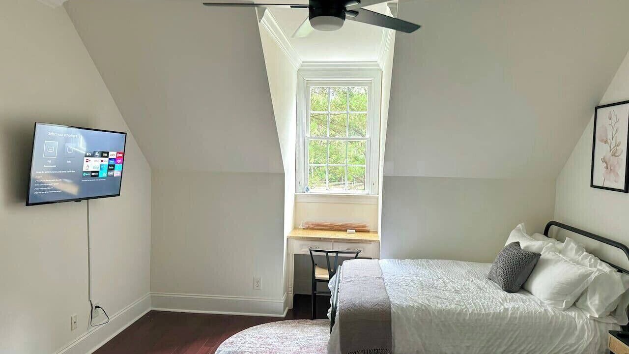 Photo of Bedroom in New Hill