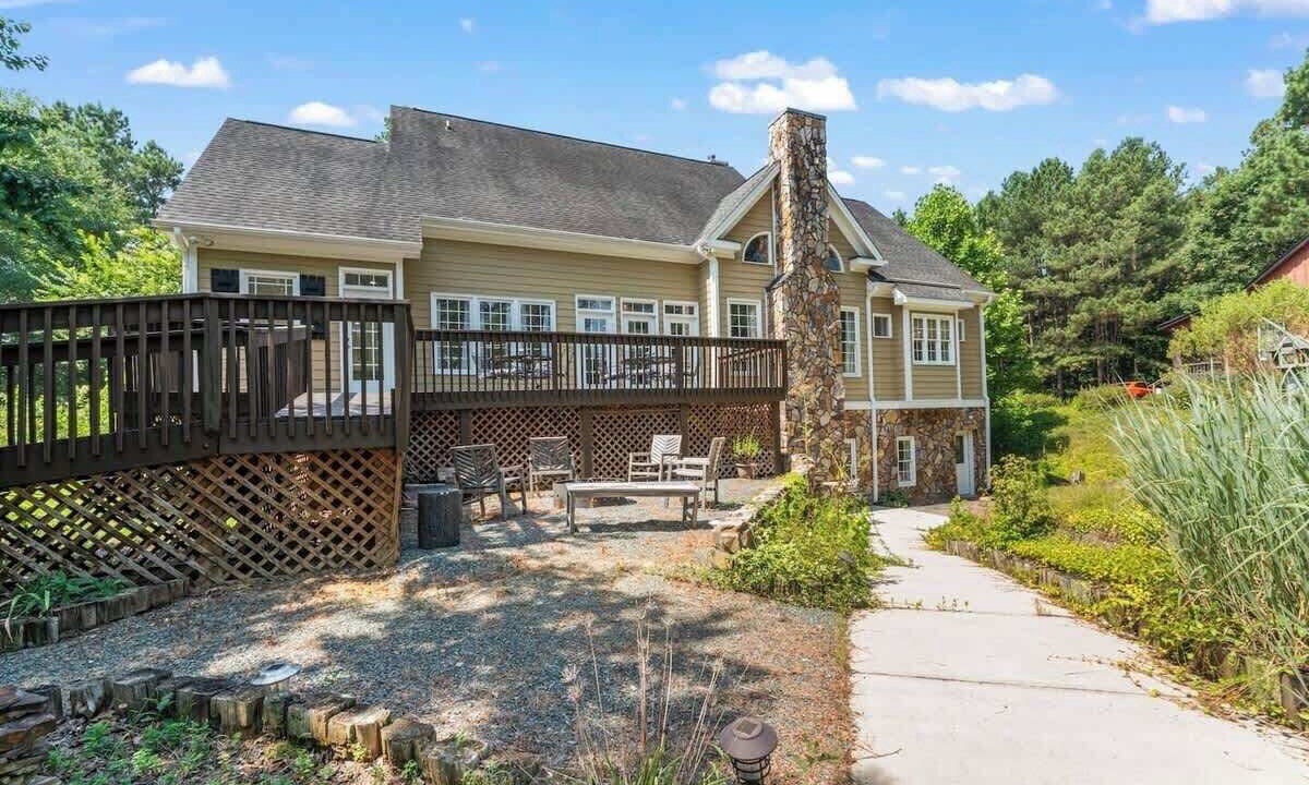 Photo of Outdoor in New Hill