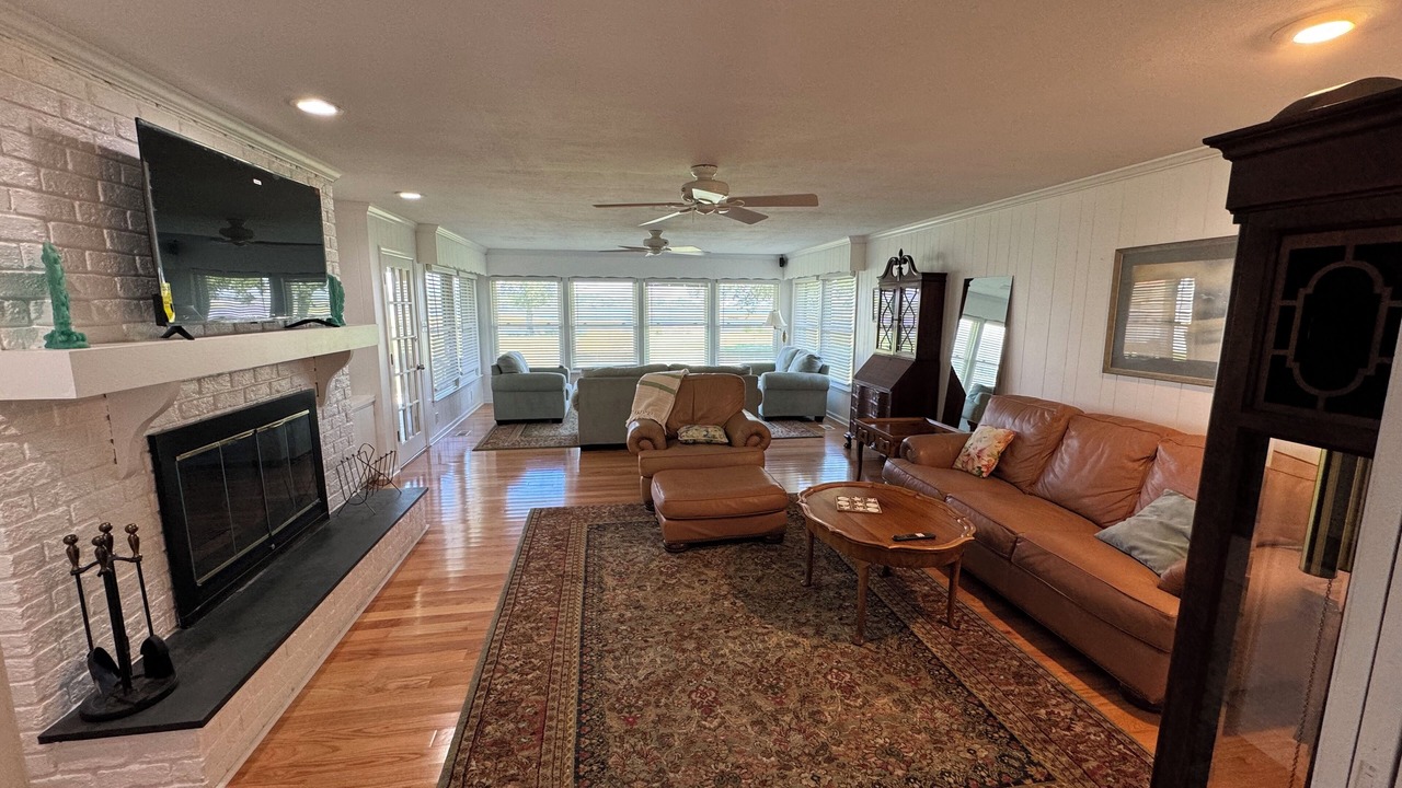 Photo of Livingroom in Hubert