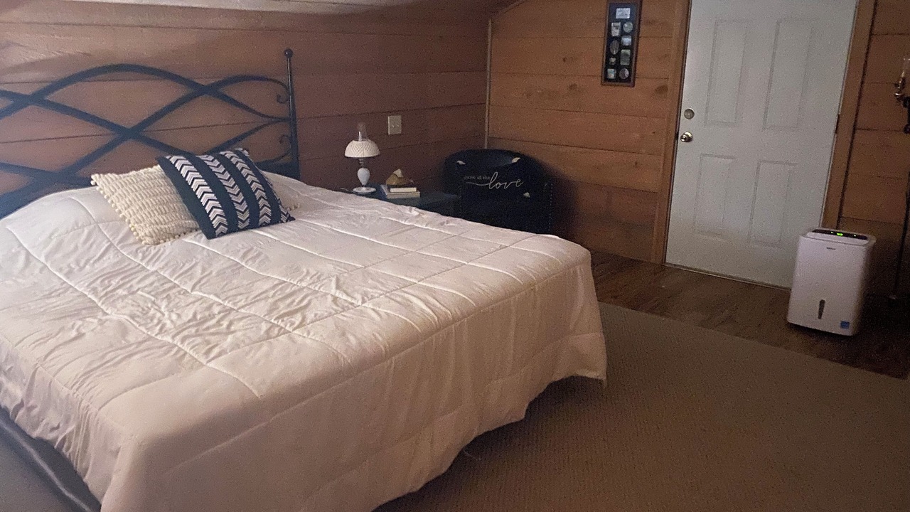 Photo of Bedroom in Lumberton