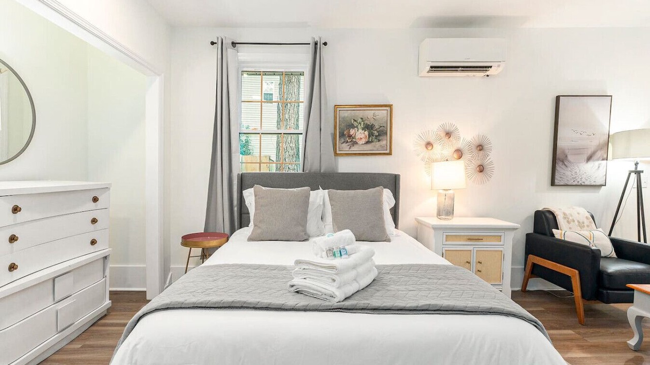 Photo of Bedroom in Charleston