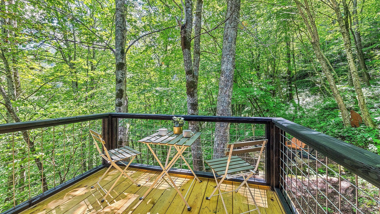 Photo of Patio Balcony in Maggie Valley