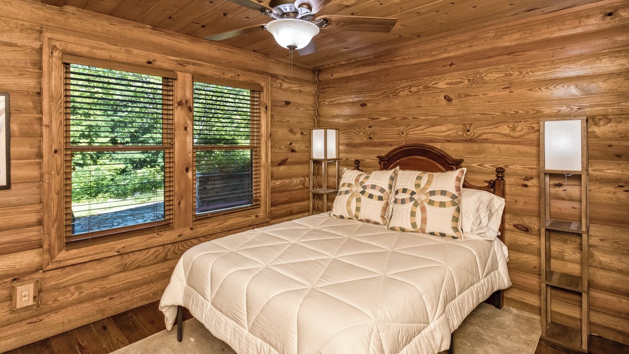 Photo of Bedroom in Waynesville