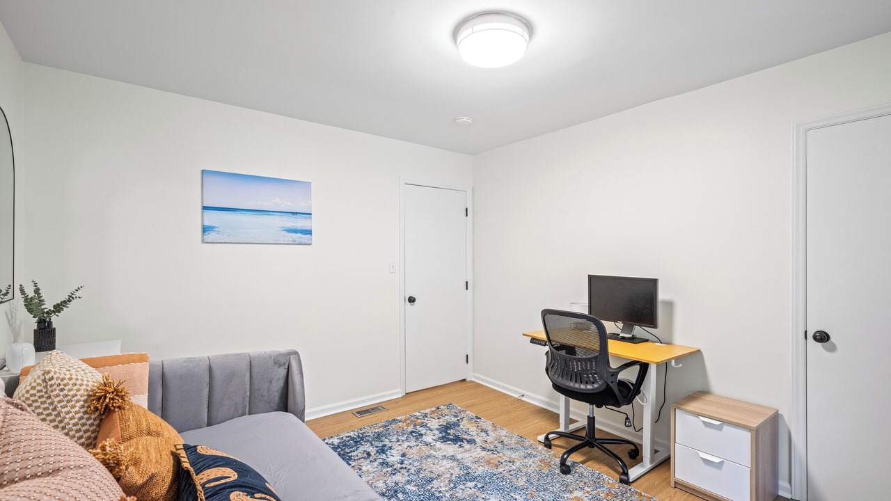 Photo of Livingroom in Cary