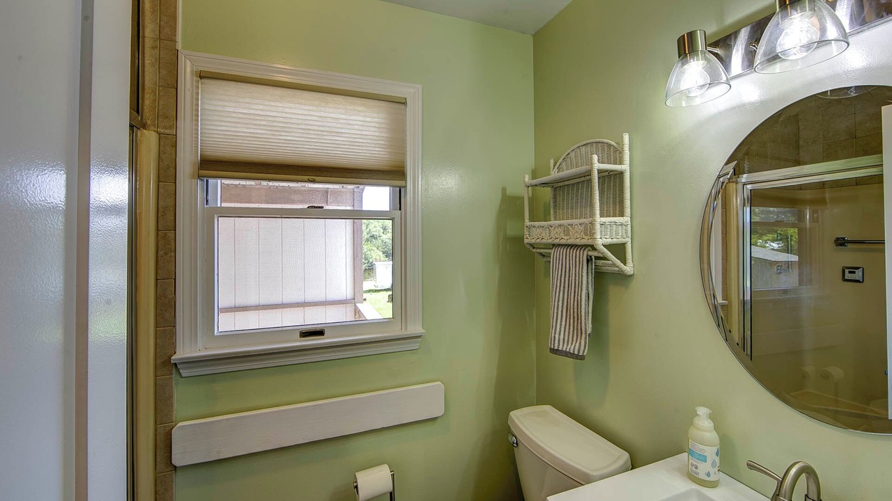 Photo of Bathroom in Sunset Village