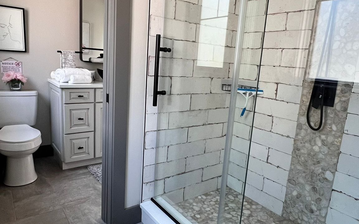 Photo of Bathroom in Frank