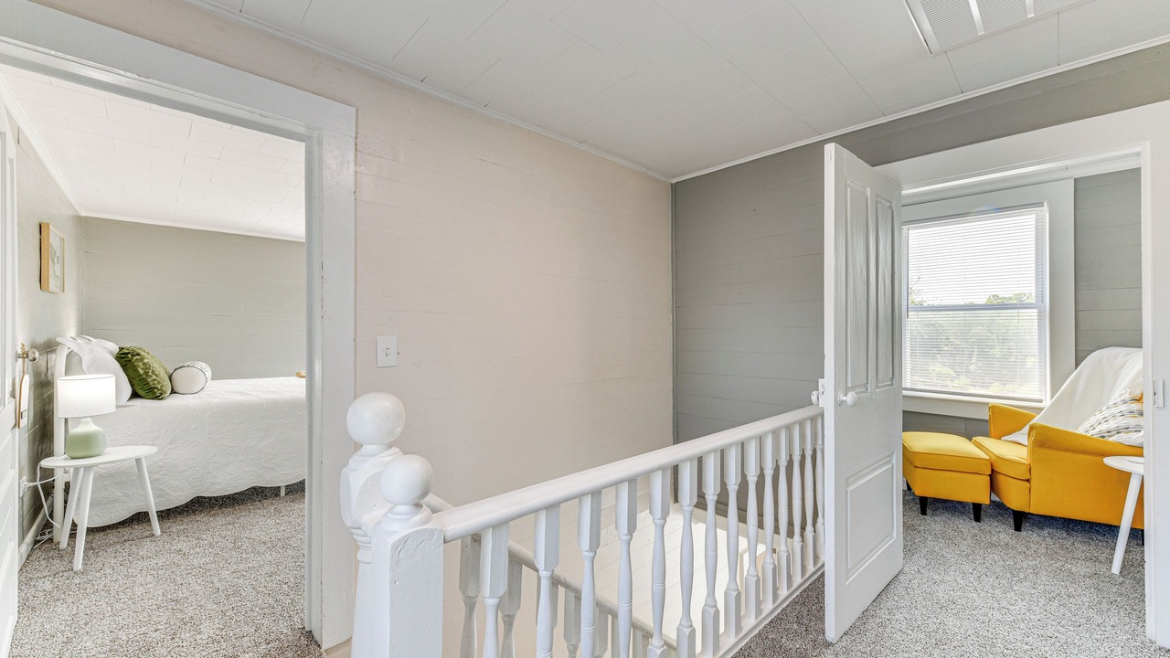 Photo of Bedroom in Lenoir