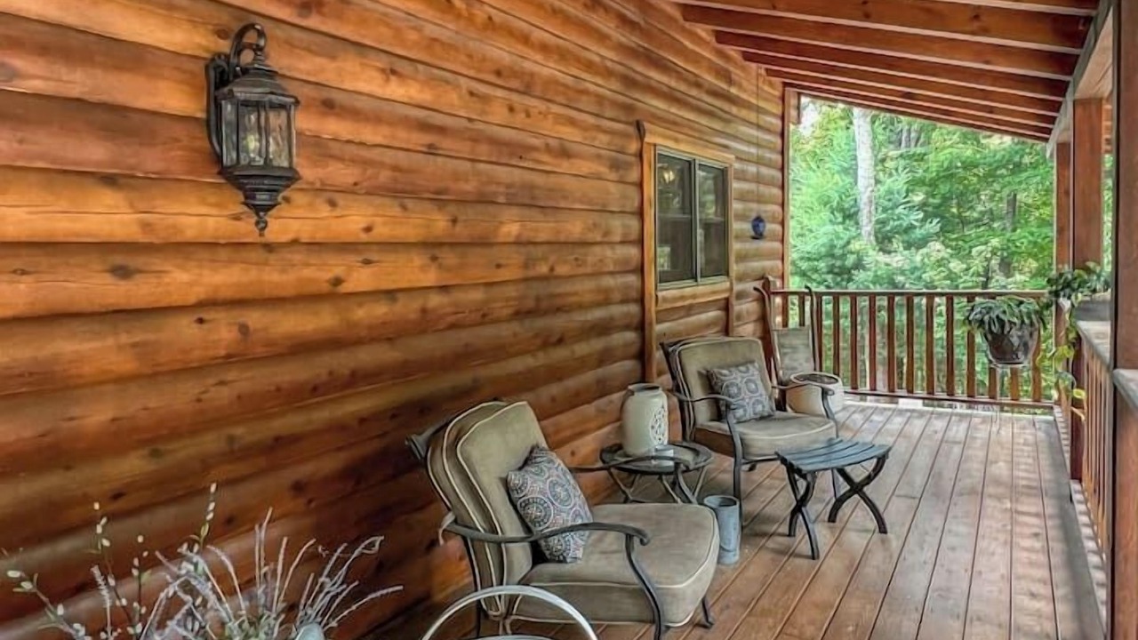Photo of Patio Balcony in Wilkes County