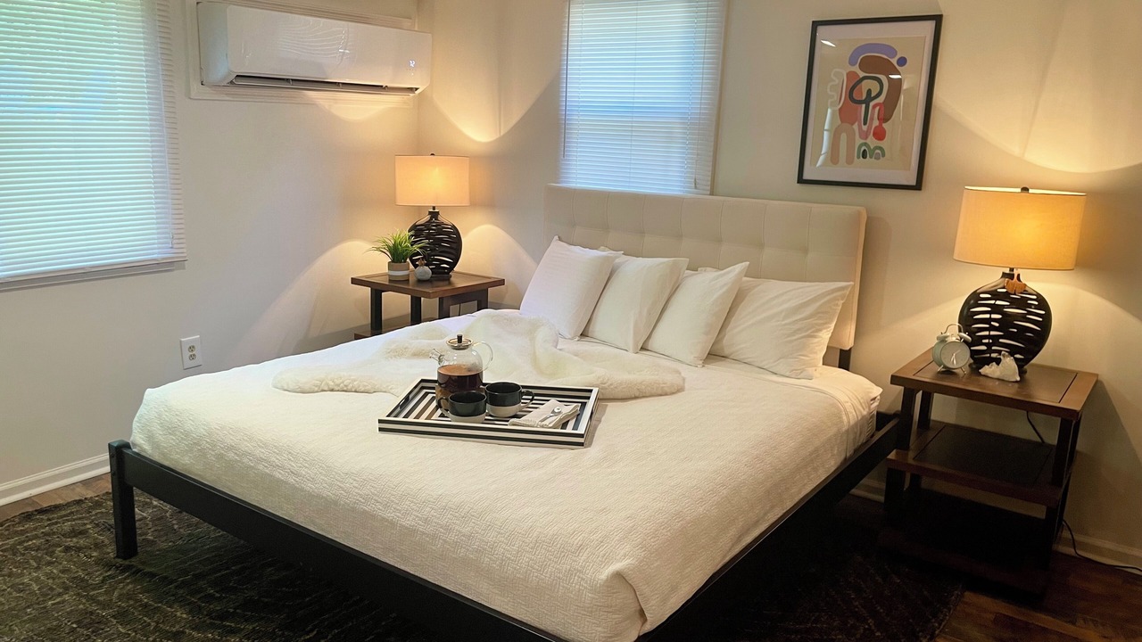Photo of Bedroom in Historic Montford
