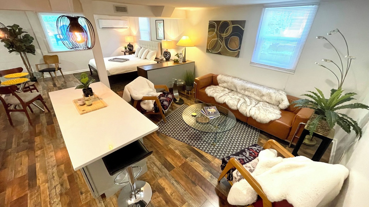 Photo of Bedroom in Historic Montford