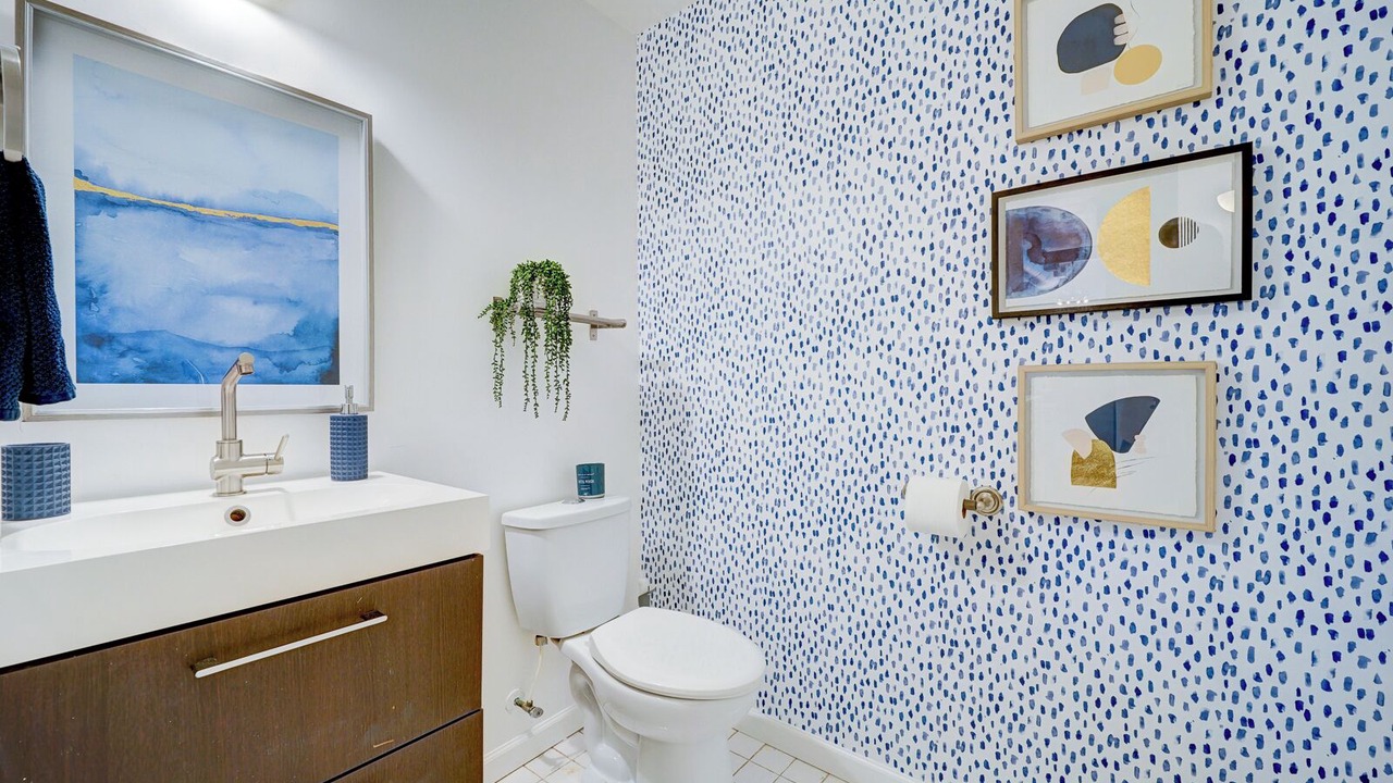 Photo of Bathroom in Wilmington Historic District