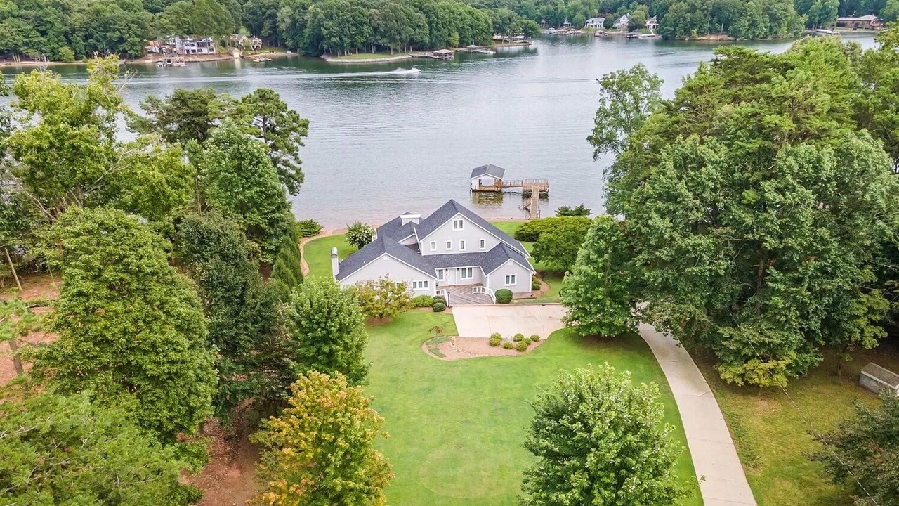 Photo of Outdoor in Troutman