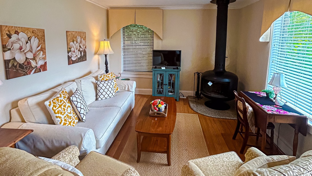 Photo of Livingroom in Lake Junaluska