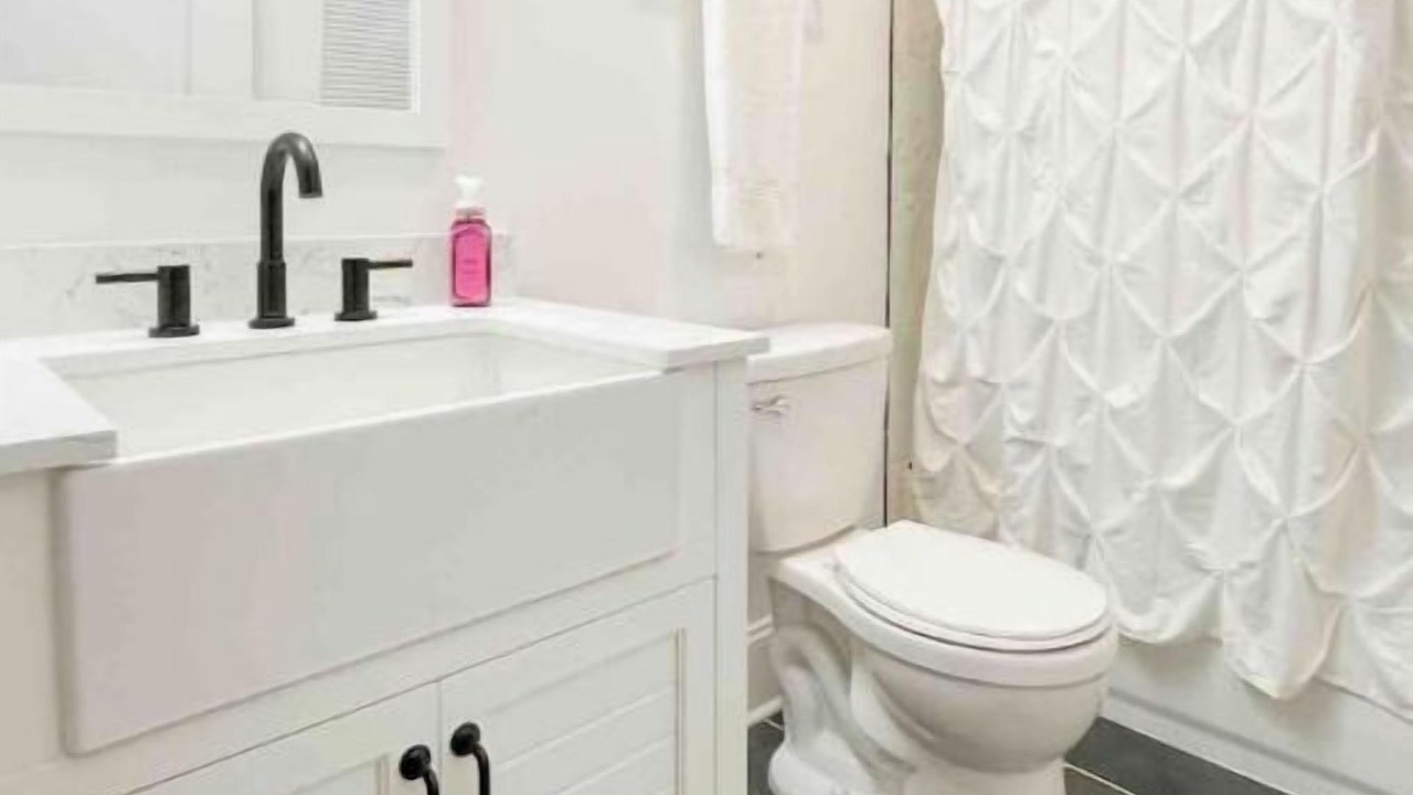 Photo of Bathroom in Dixie - Berryhill