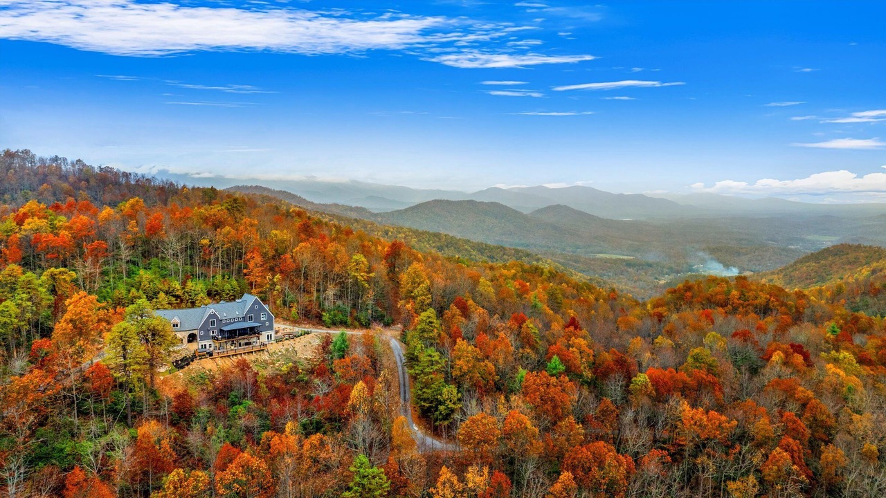 Photo of Outdoor in Black Mountain