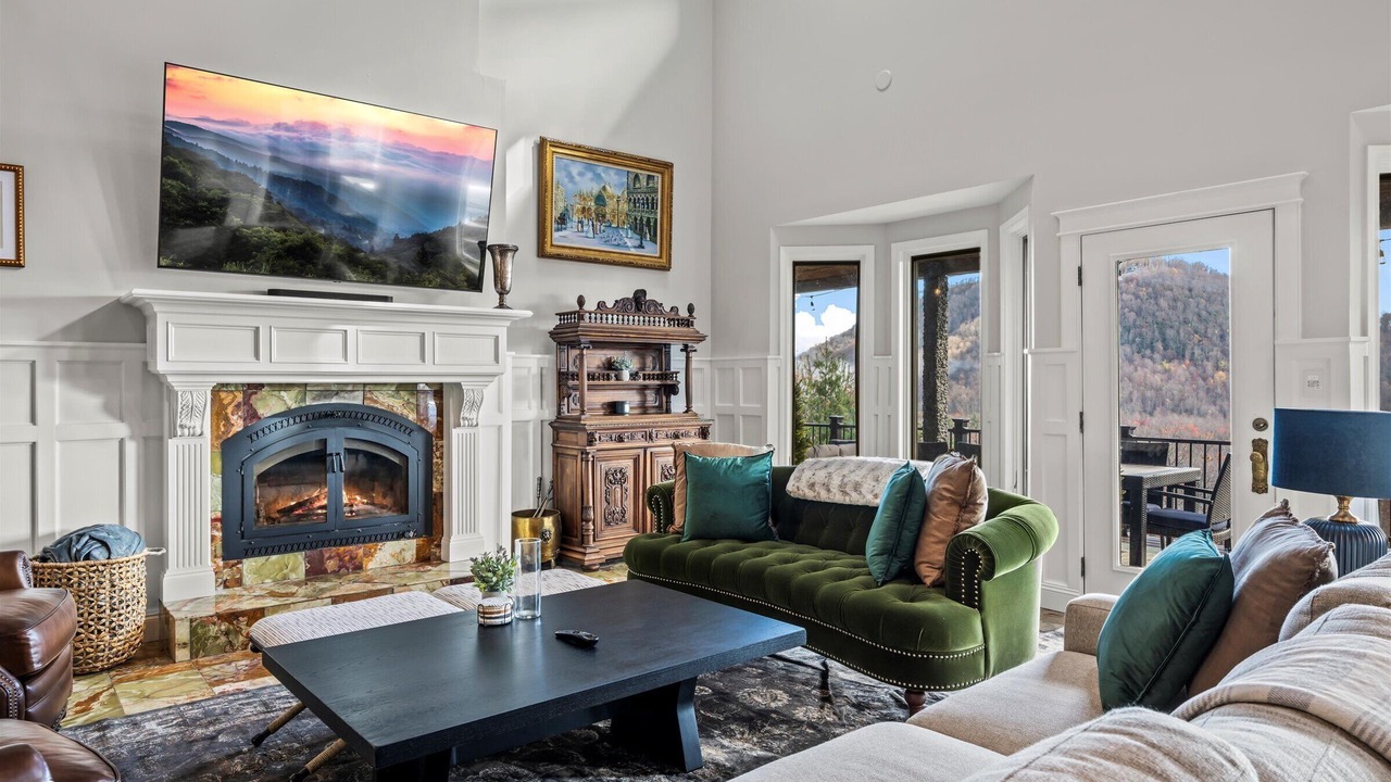 Photo of Livingroom in Black Mountain