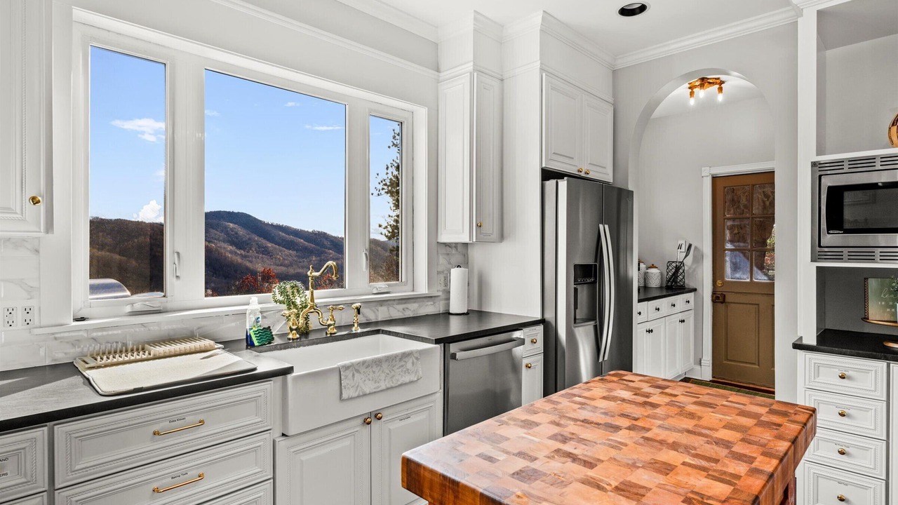 Photo of Kitchen in Black Mountain