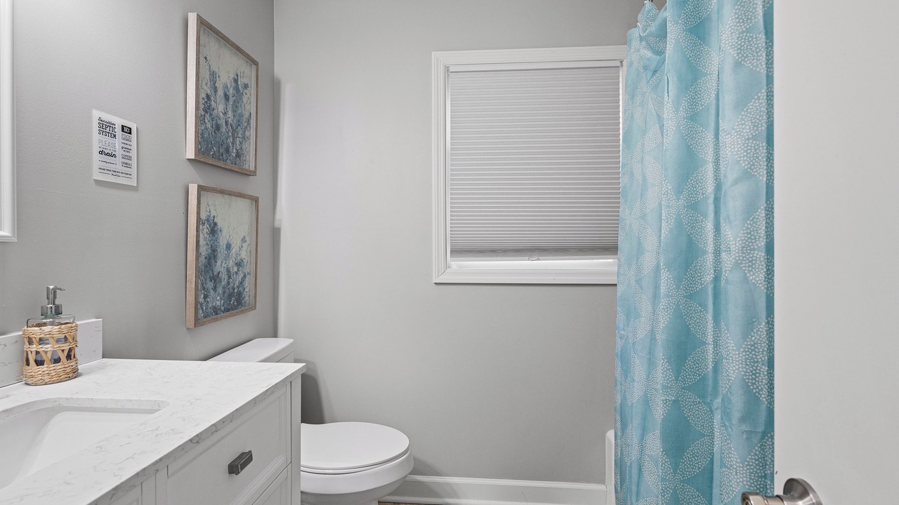Photo of Bathroom in Beaufort