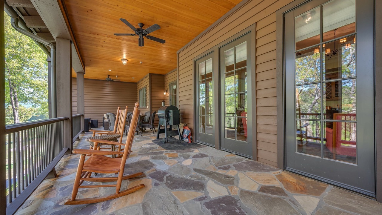 Photo of Patio Balcony in Mill Spring
