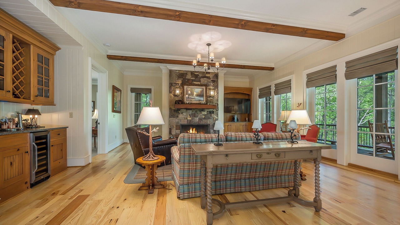 Photo of Livingroom in Mill Spring
