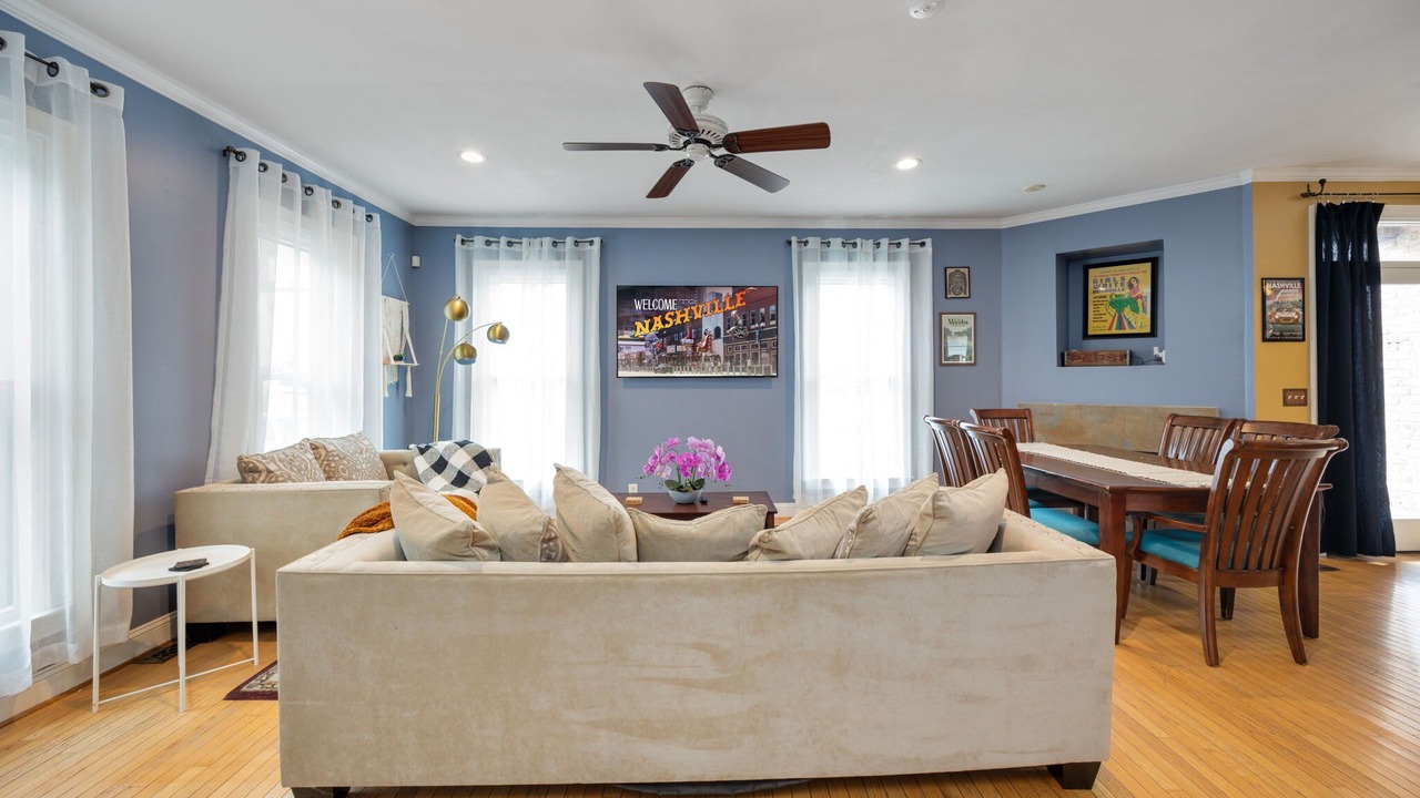 Photo of Livingroom in Germantown