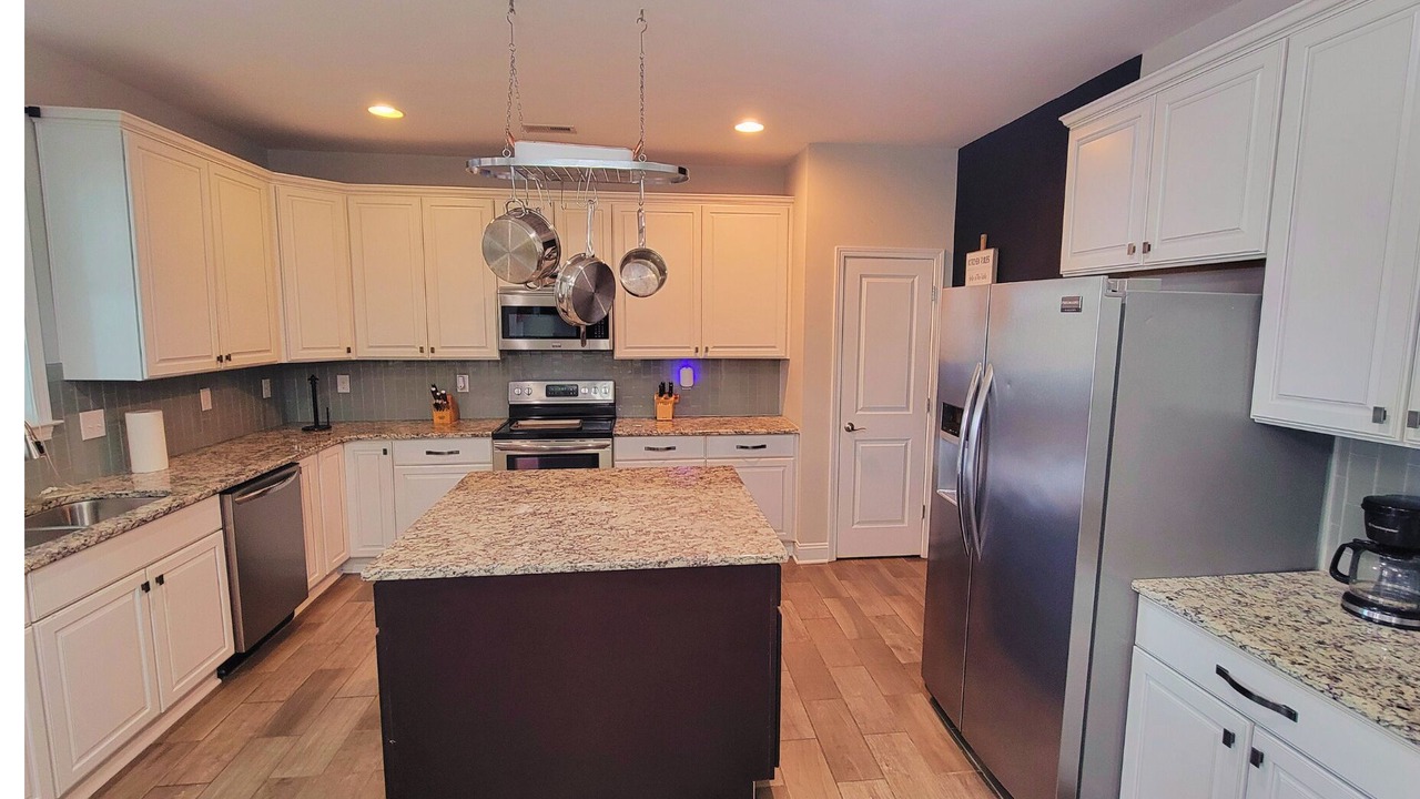 Photo of Kitchen in Murraysville