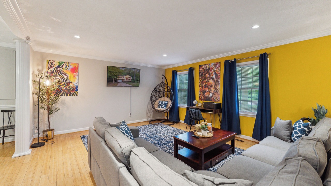 Photo of Livingroom in Durham