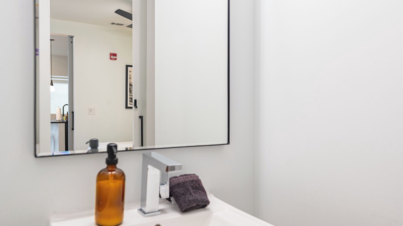 Photo of Bathroom in Historic Edgefield