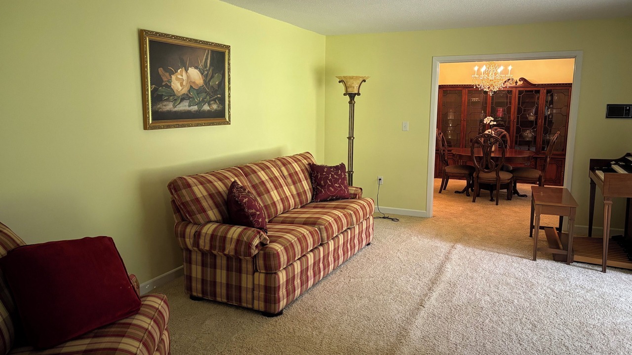 Photo of Livingroom in Rutherfordton
